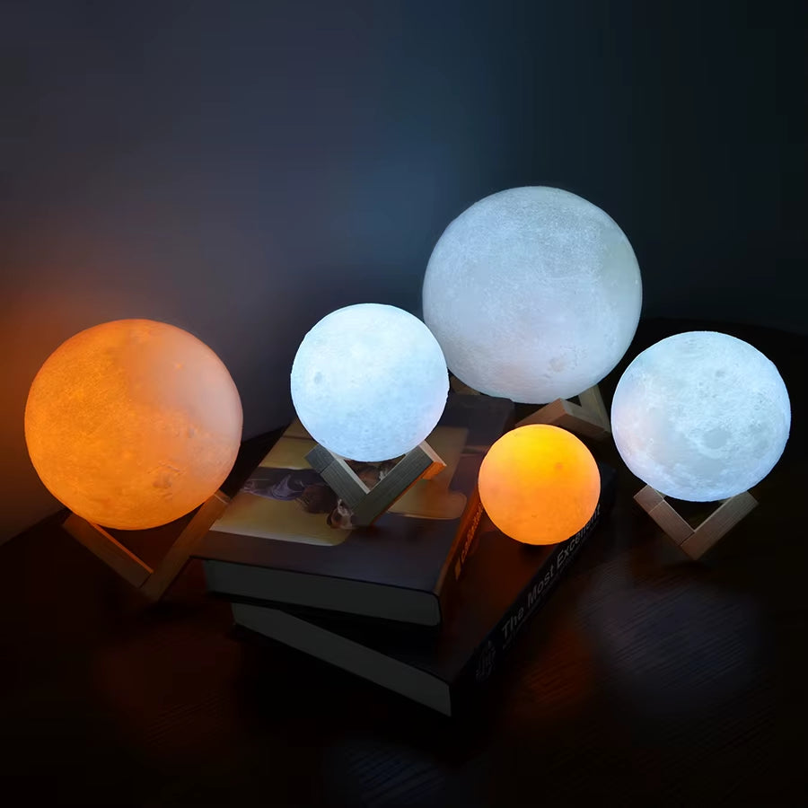 🌕 “Touch the Moon” – 3D Printed LED Moon Lamp with Wooden Stand