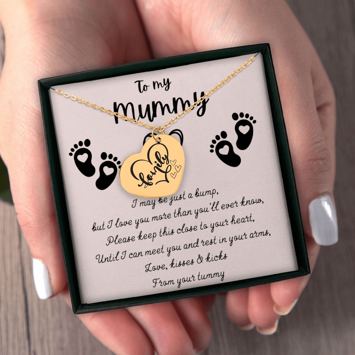 Personalized Heart-Shaped Family Necklace – A Gift from the Heart